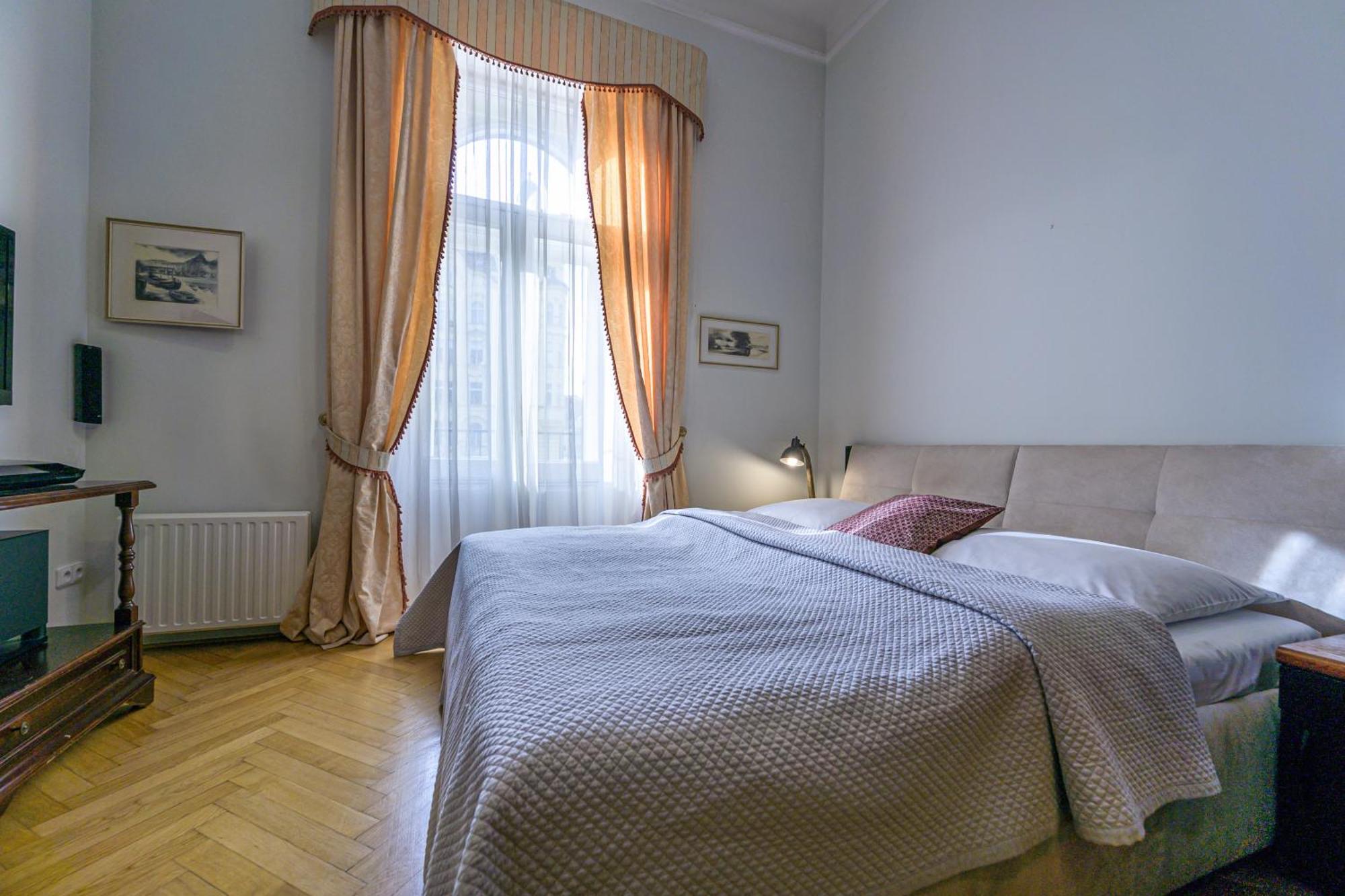 Wishlist Old Residences - Hastalska Appartement *