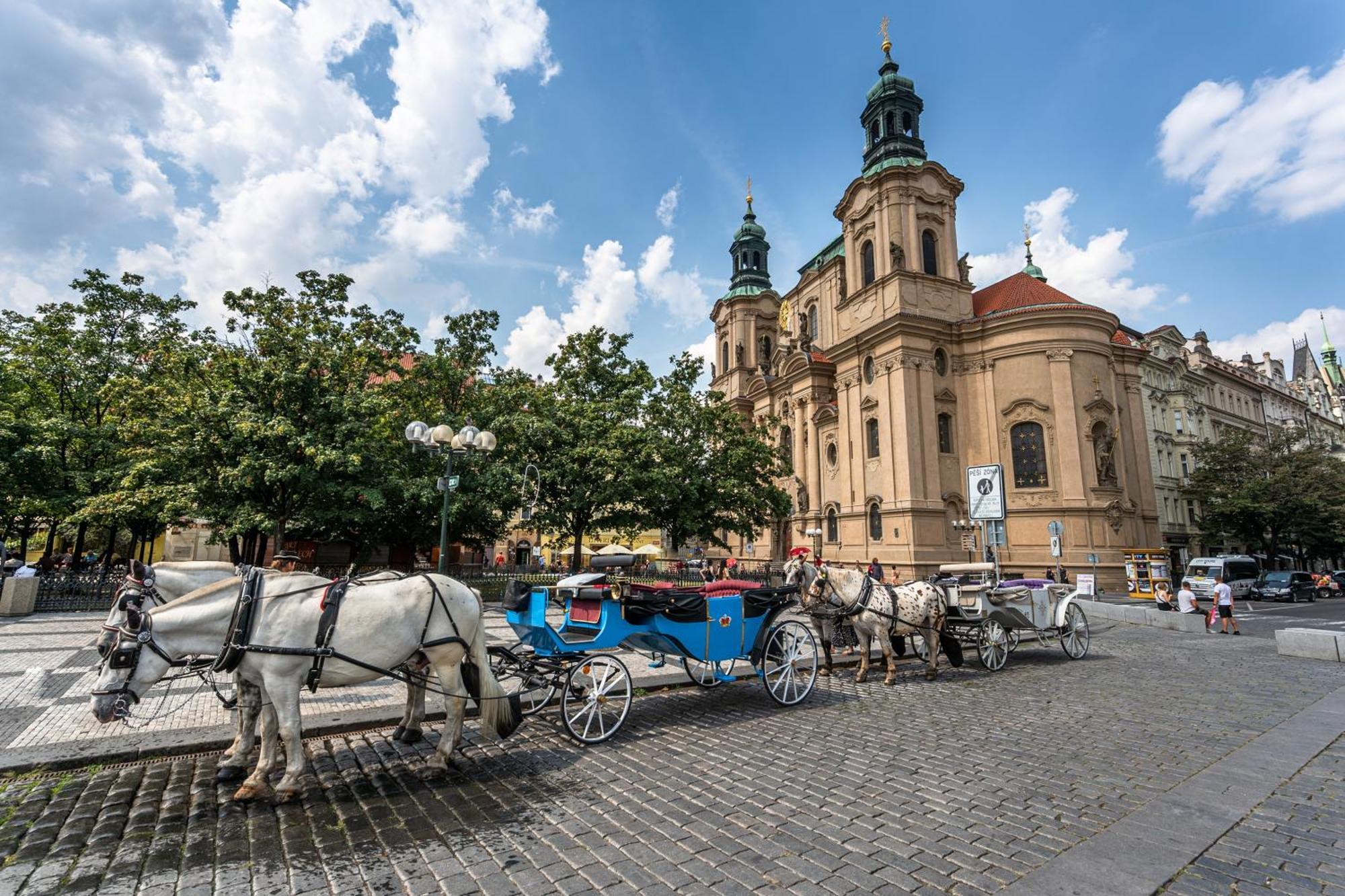 Wishlist Old Residences - Hastalska Appartement